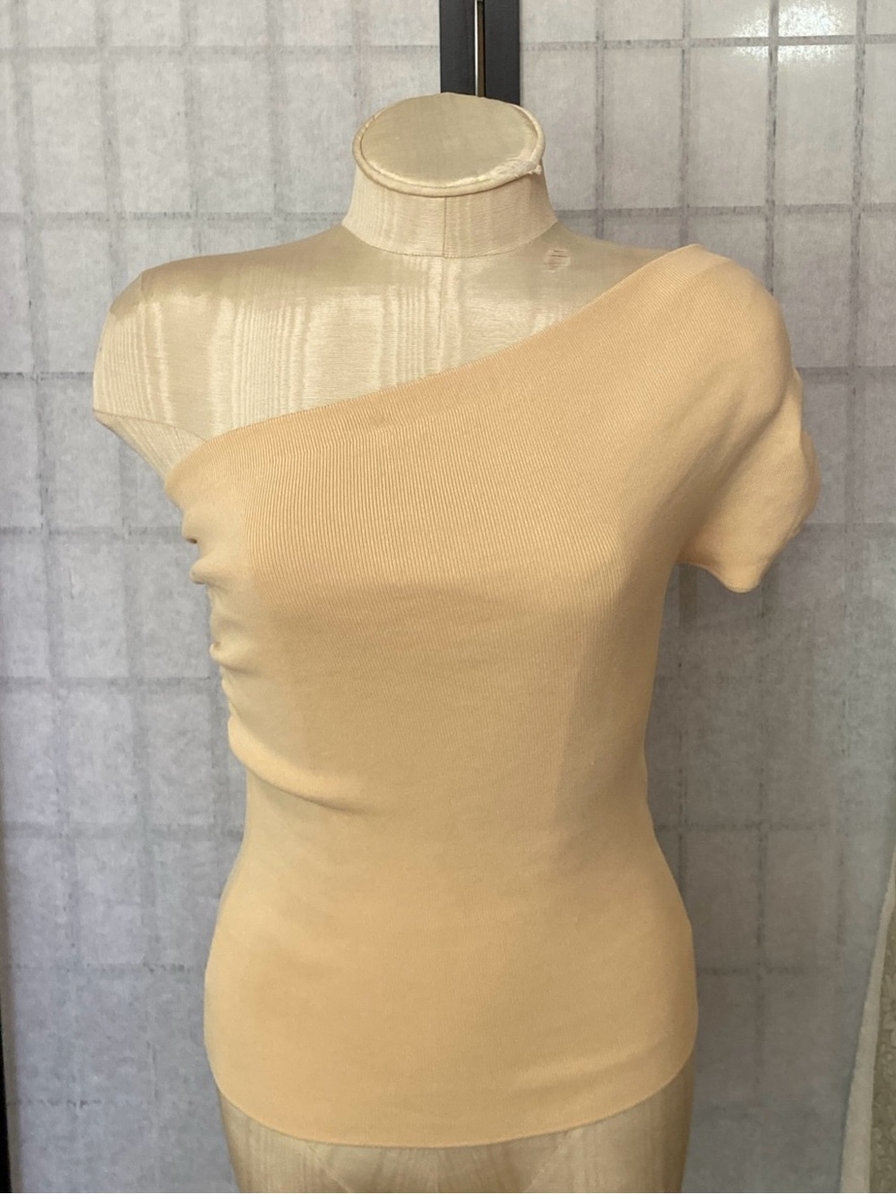 Zara NWT JR Wom M 1-Sleeve Off-Shoulder Stretch Sweater Knit Ruched Top $35.90